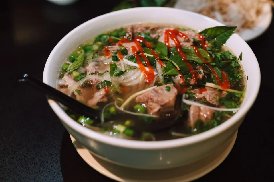 Bánh mì thịt nướng